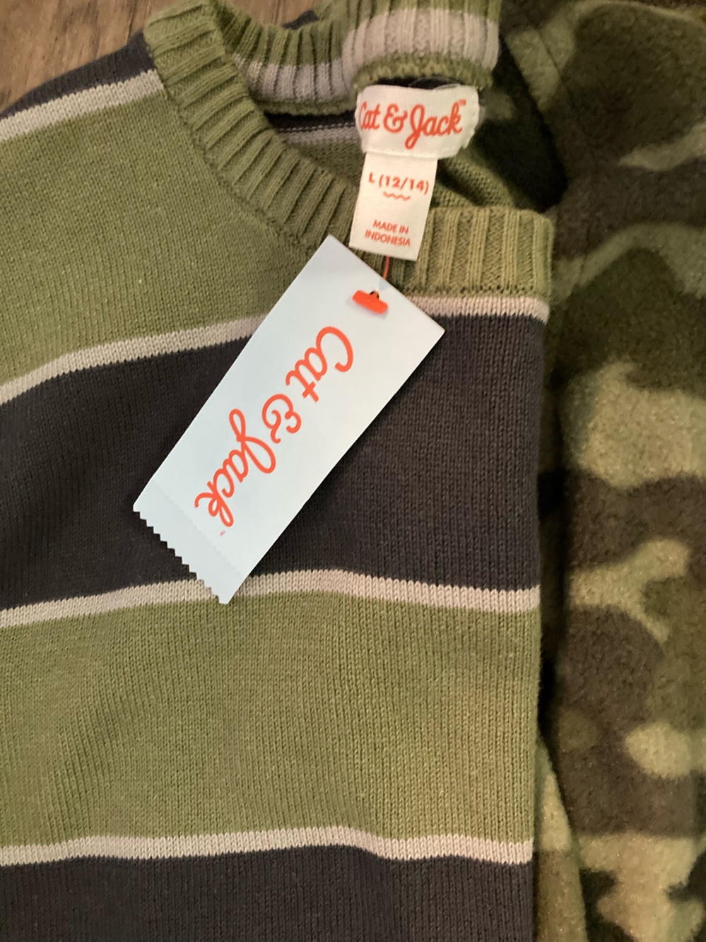 Boys Bundle School Tee Joggers Shorts Under Armour American Eagle Green Size 14 - Picture 2 of 15